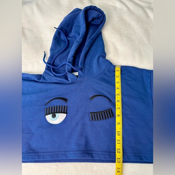 CHIARA FERRAGNI Cropped Hooded Sweatshirt Size Medium - Picture 5 of 8